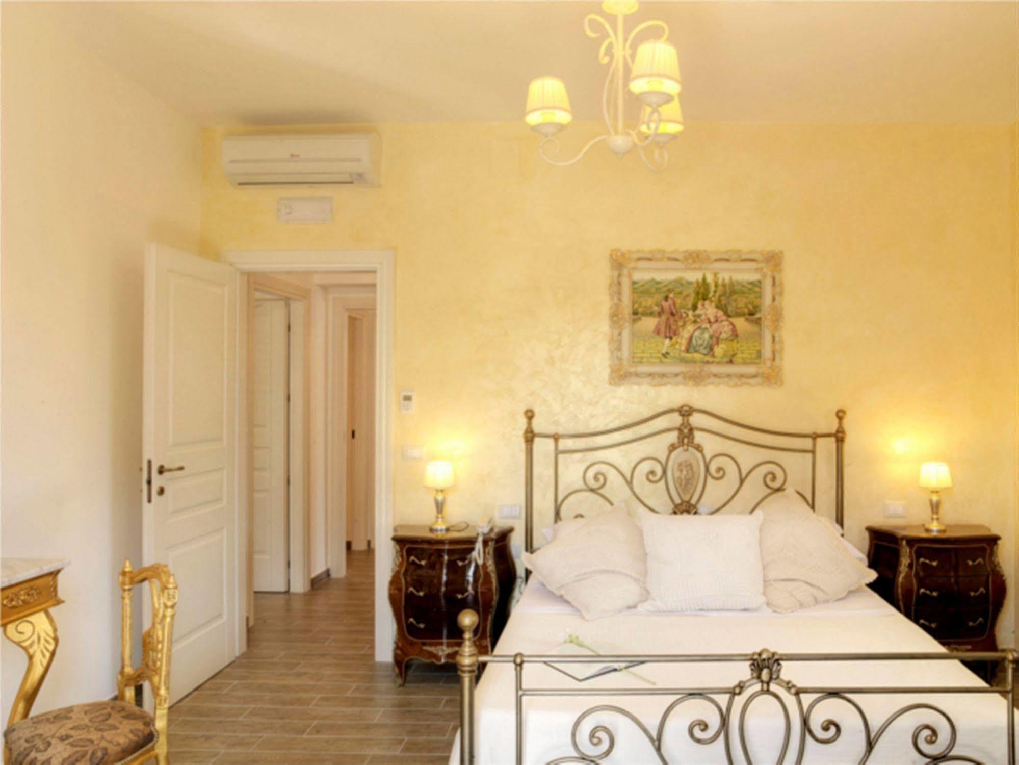 Villa Grace Tombolato Montesilvano Marina Exterior foto